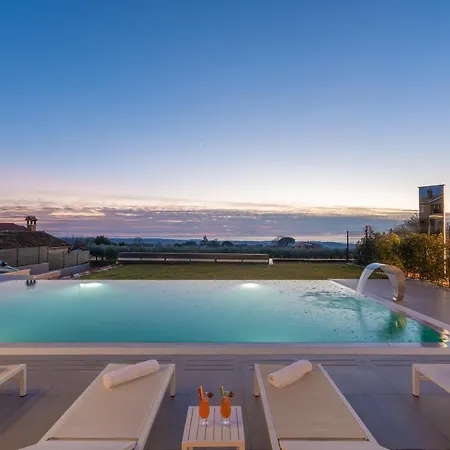 Sara Villa Kaštelir