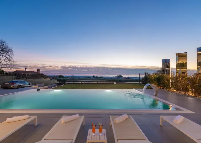 Sara Villa Kaštelir